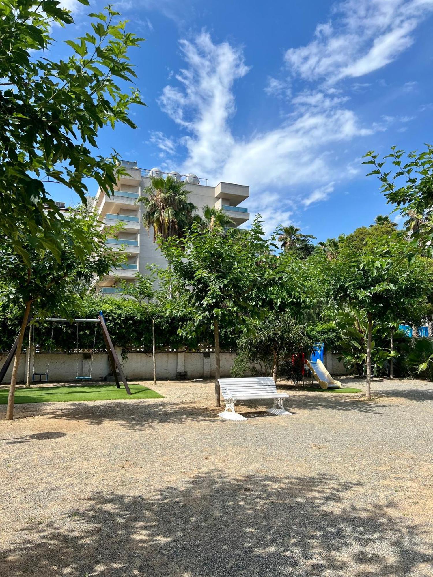 Second Home 萨洛 外观 照片